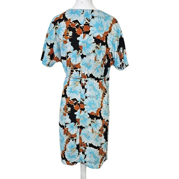 Aritzia Babaton Wallace Wrap Dress Size Small Floral Mini Short Sleeve - Picture 2 of 6